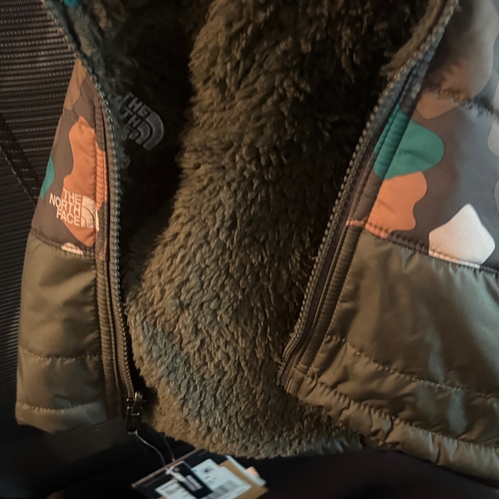 The North Face Multicolor Camouflage Jacket - Picture 5 of 6